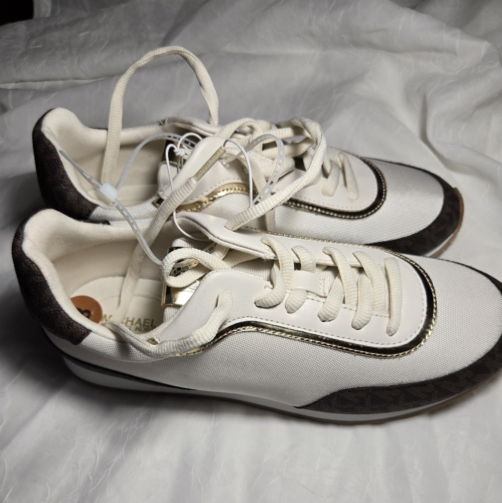Michael Kors Cream and Gold Casual Sneakers Size 8